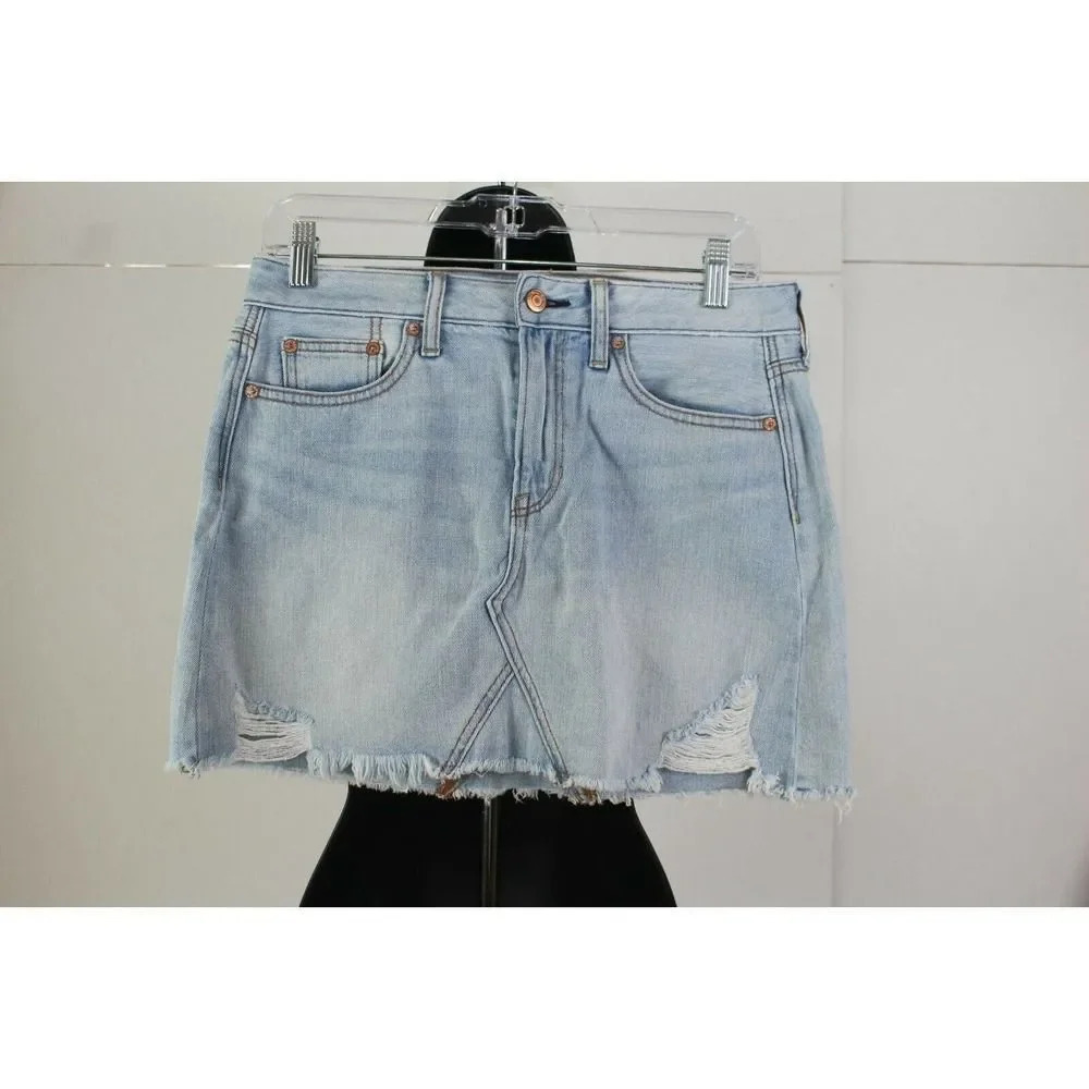 AMERICAN EAGLE Super Sexy CutOff Distressed Denim Blue